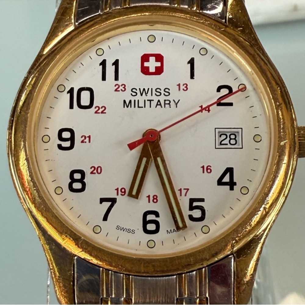 Swiss Military Mens Watch Model 5422 White Dial‎ Date Stainless Steel